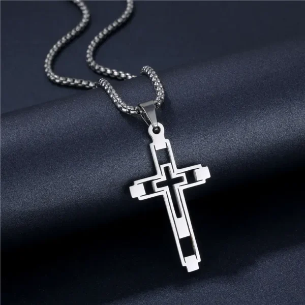 1775628678237 "CRUZ MODERNA"
