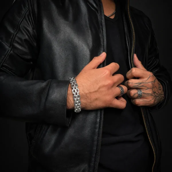 file_00000000db18722fb7e8f0767cbbda6d "PODER DOMINANTE"